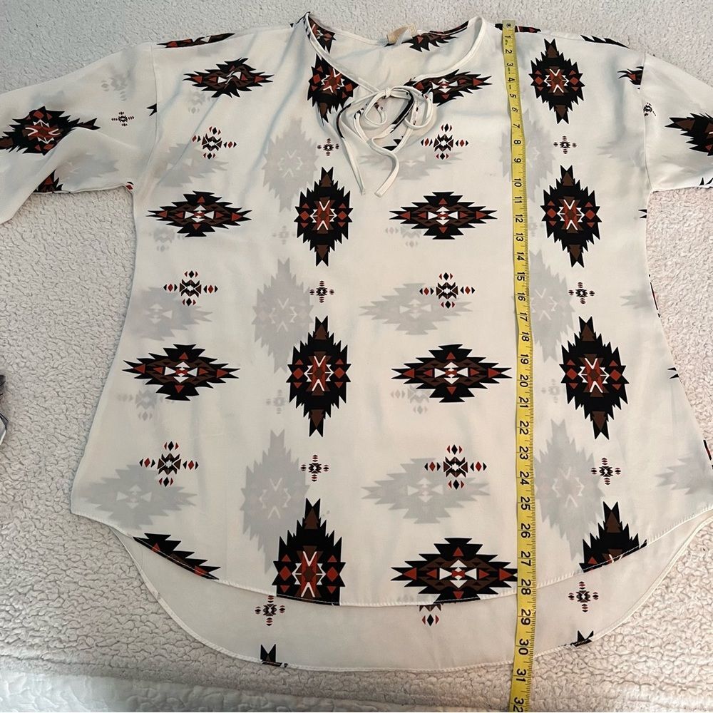 Daytrip Aztec Western Print Long Sleeve Lightweight Blouse XL White Black - Picture 8 of 10